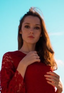 Анджелика Элли