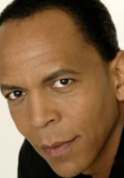 Эрик Деллумс