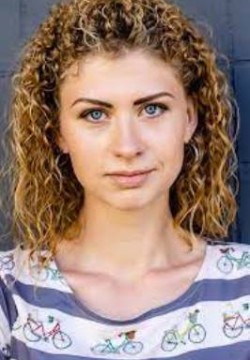 Анна Куркова