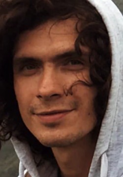 Денис Фирстов