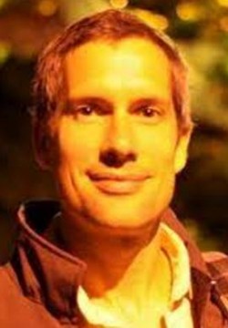 Расселл Барнс