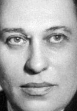 Павел Нилин