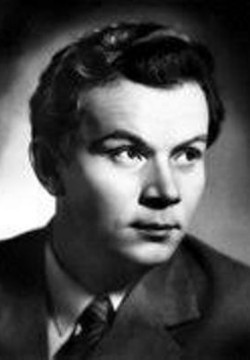 Евгений Шутов