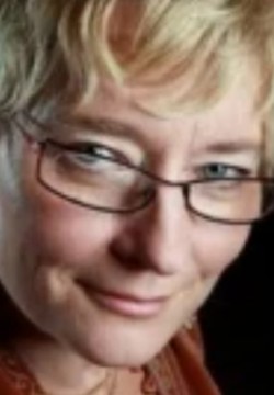 Кари Скогланд