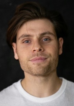 Артур Логай