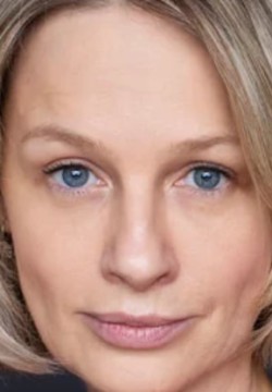 Юлия Ромашина