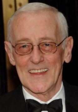 Джон Махони