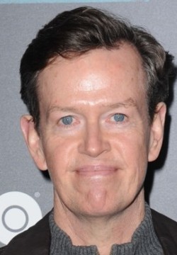 Дилан Бейкер