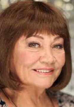 Лариса Лужина