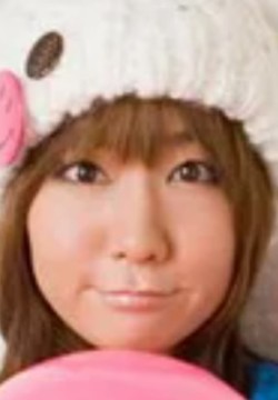 Аяхи Такагаки