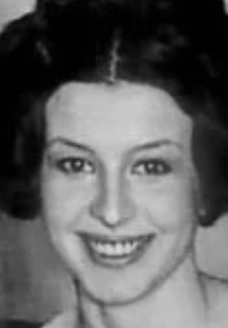 Нелли Волшанинова