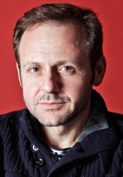 Самуэль Финци