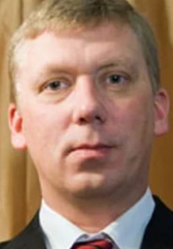 Олег Волков