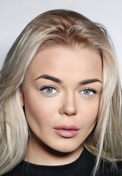 Алина Гросу