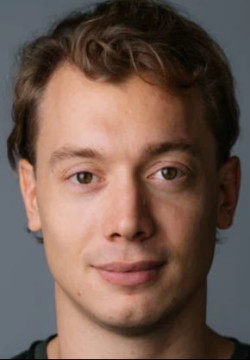 Арсений Хасанов