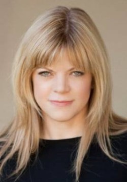 Стефани Сэвадж