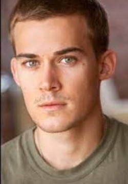 Джош Салатин