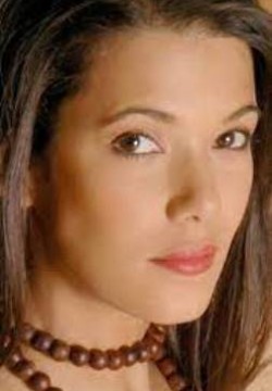 Мелани Дотей