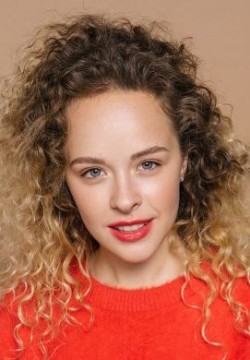 Ника Вигель