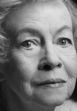 Александра Назарова