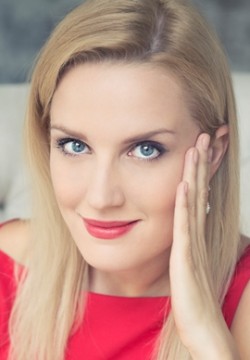 Оксана Карас