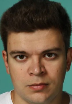 Максим Тихонов