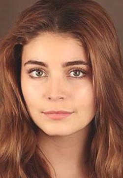 Мария Козакова