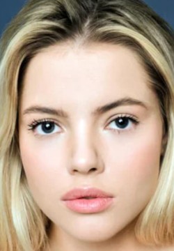 Софья Лобанова