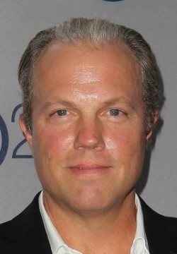 Адам Болдуин