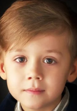 Роман Петров