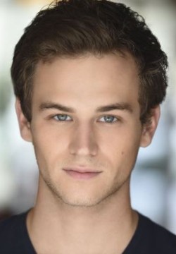 Брэндон Флинн