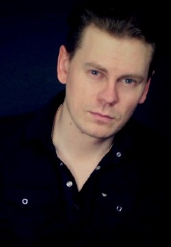 Сергей Ларин