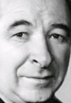 Евгений Лебедев