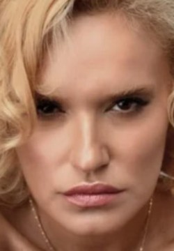 Яна Смоленцева