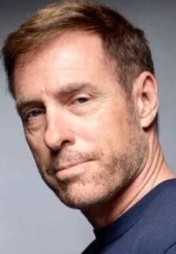 Кристофер Кори Смит