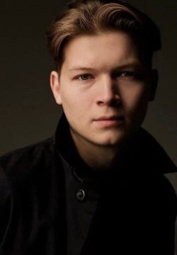 Артем Нечепуренко