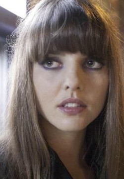 Офелия Ловибонд