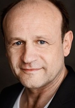  Оливер Штоковски