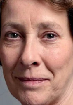 Филлис Логан