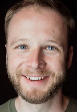 Максим Виноградов