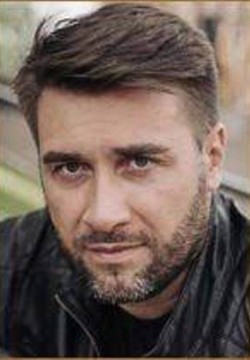 Артем Анчуков