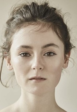 Леа ван Акен