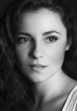 Александра Сизоненко