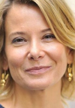 Юлия Высоцкая