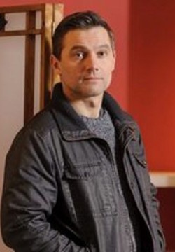 Роман Семисал