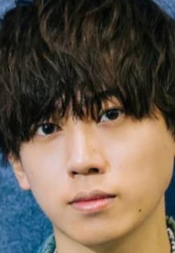 Гакуто Кадзивара