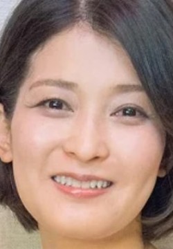 Аяко Кавасуми