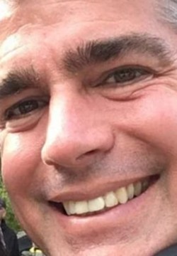 Лони Перистер