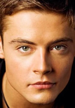 Иван Николаев