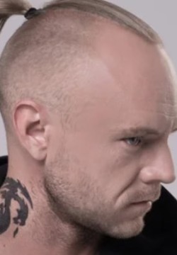 Дмитрий Аверин